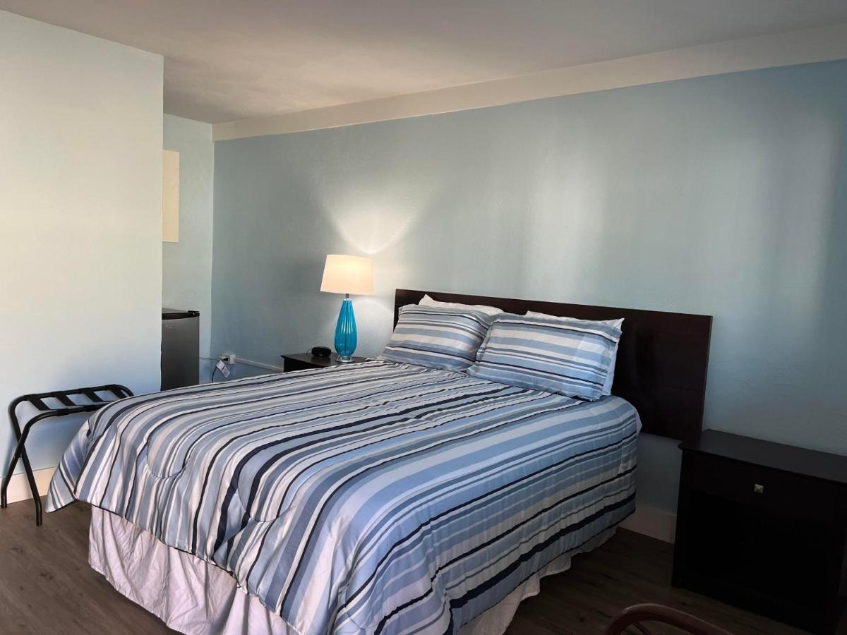 Pete's Lakefront Motel, LLC Geneva Buitenkant foto